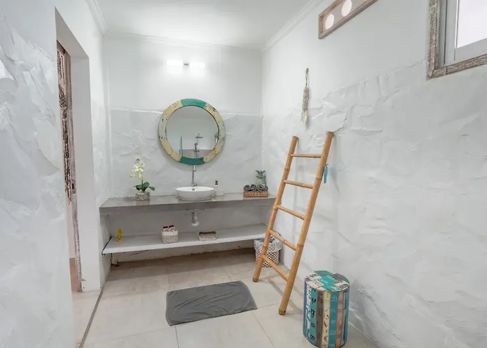 Piece Of Peace Private 3br With Large Pool And Garden Villa *