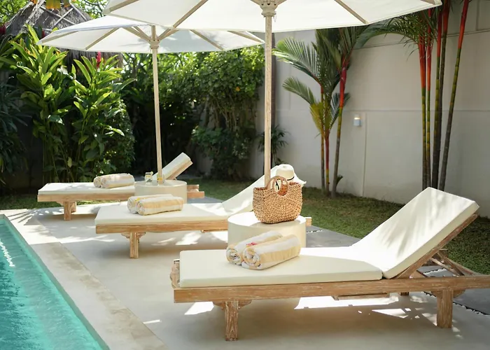 Piece Of Peace Private 3br With Large Pool And Garden Villa